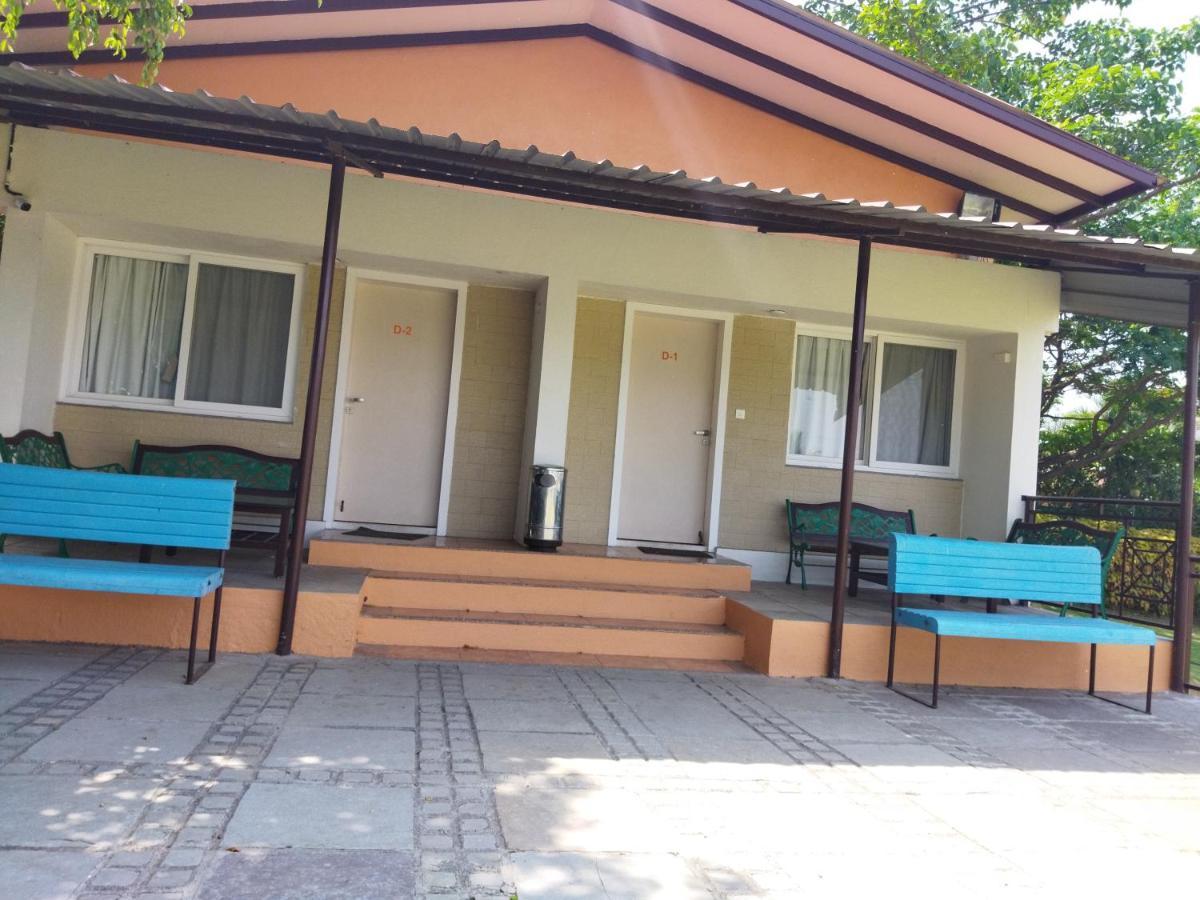 Savana Lake Resort Nashik Bagian luar foto