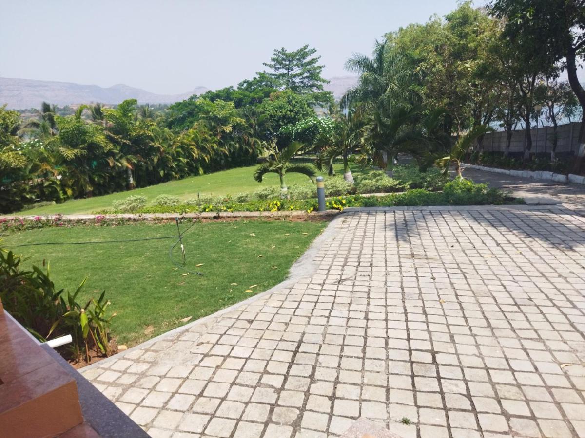 Savana Lake Resort Nashik Bagian luar foto