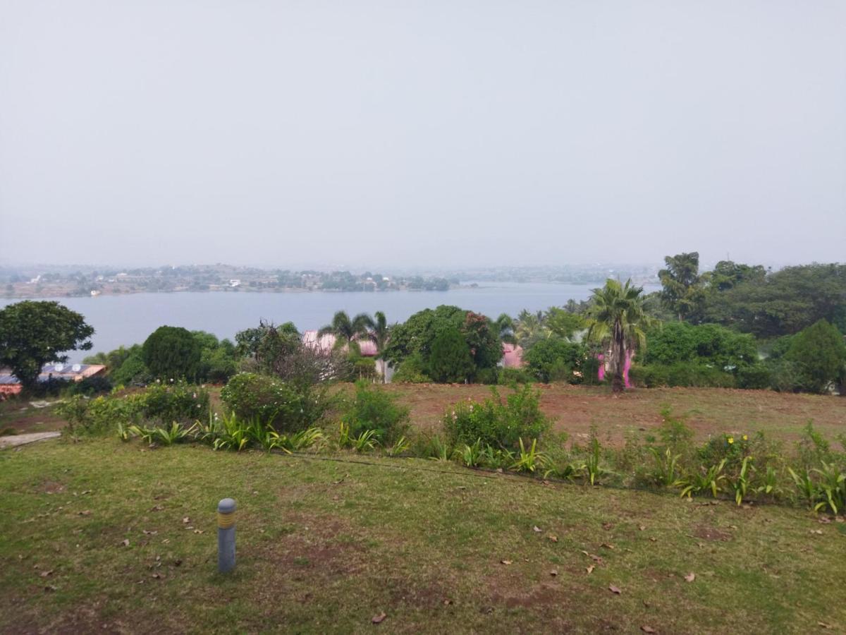 Savana Lake Resort Nashik Bagian luar foto