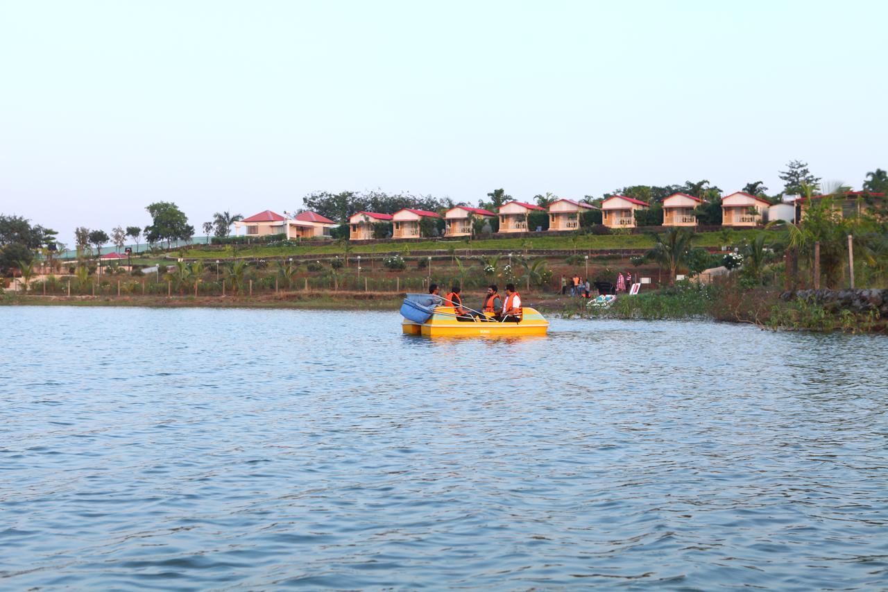 Savana Lake Resort Nashik Bagian luar foto