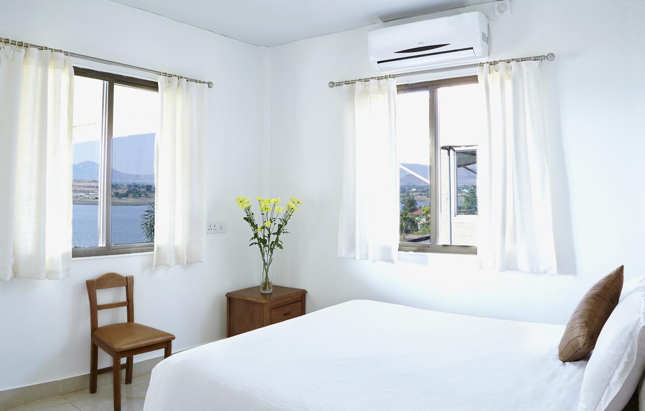 Savana Lake Resort Nashik Bagian luar foto